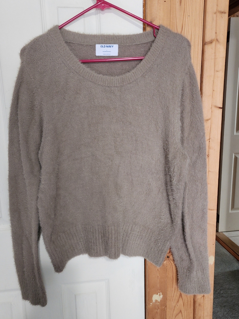 Old Navy Women's Crewneck Sweater - Taupe Gray